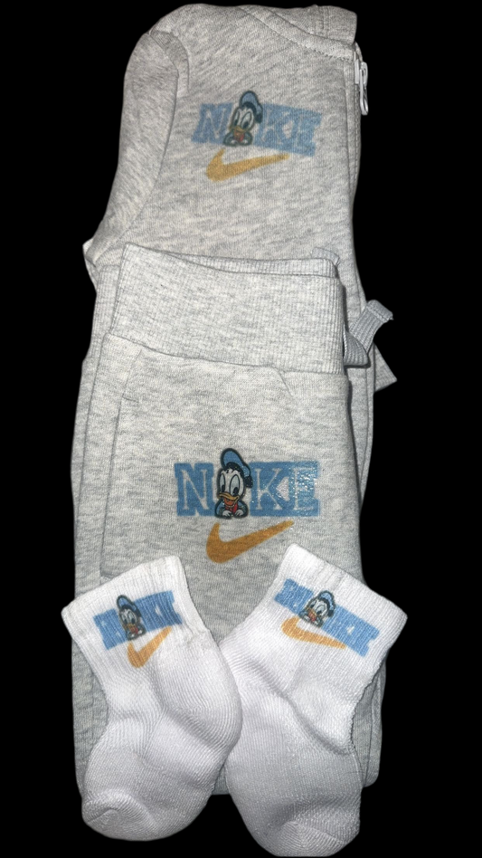 Nike Donald Duck character outfit